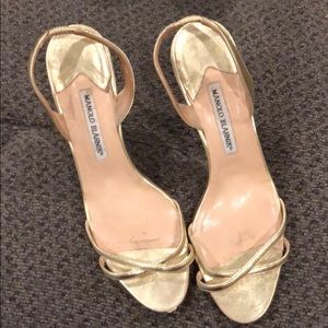 Vintage manolo Blahnik in Gold